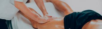 Beneficios del Masaje Deportivo como Tratamiento para las Contracturas Musculares - FisioClinics Madrid